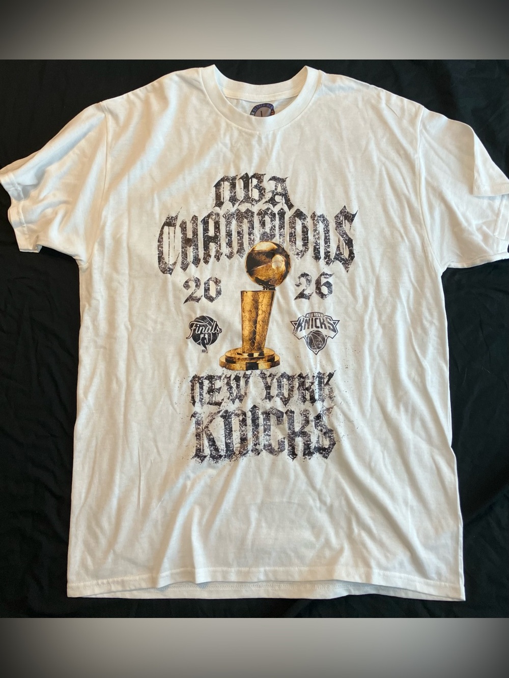New York Champions 2026 NBA Knicks Trophy LockerRoom White Tee Size Large